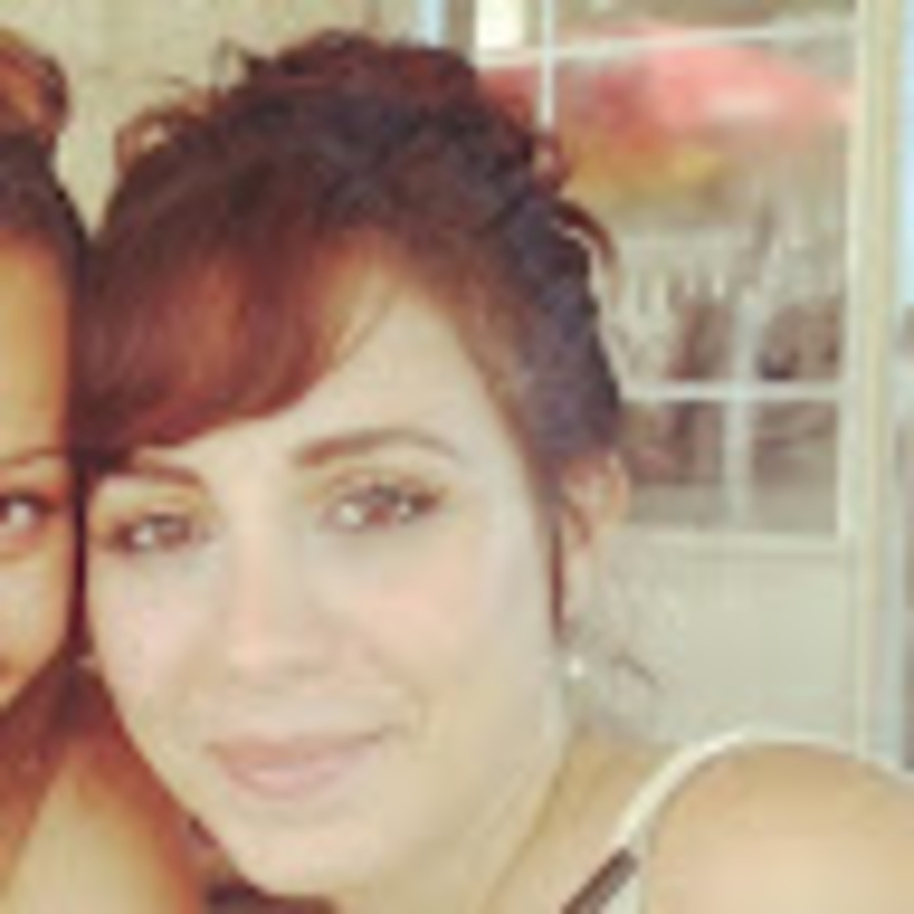 Meet your Posher, Dina